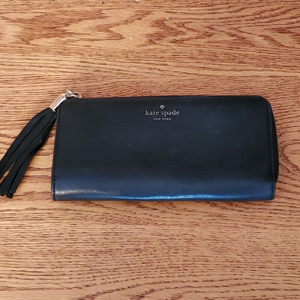 Kate Spade Black Leather Nisha Tassel Large Wallet